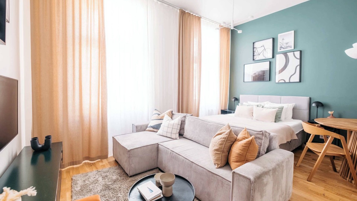 Petrska ctvrt Apartment | TurnKey | Republic Square Apartment I