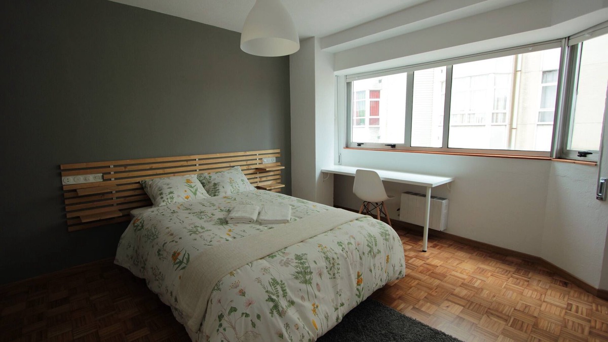 La Coruna Apartment | Turquoise Apartment (4 rooms)