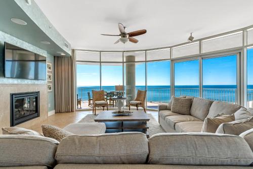Orange Beach House | Turquoise C1009