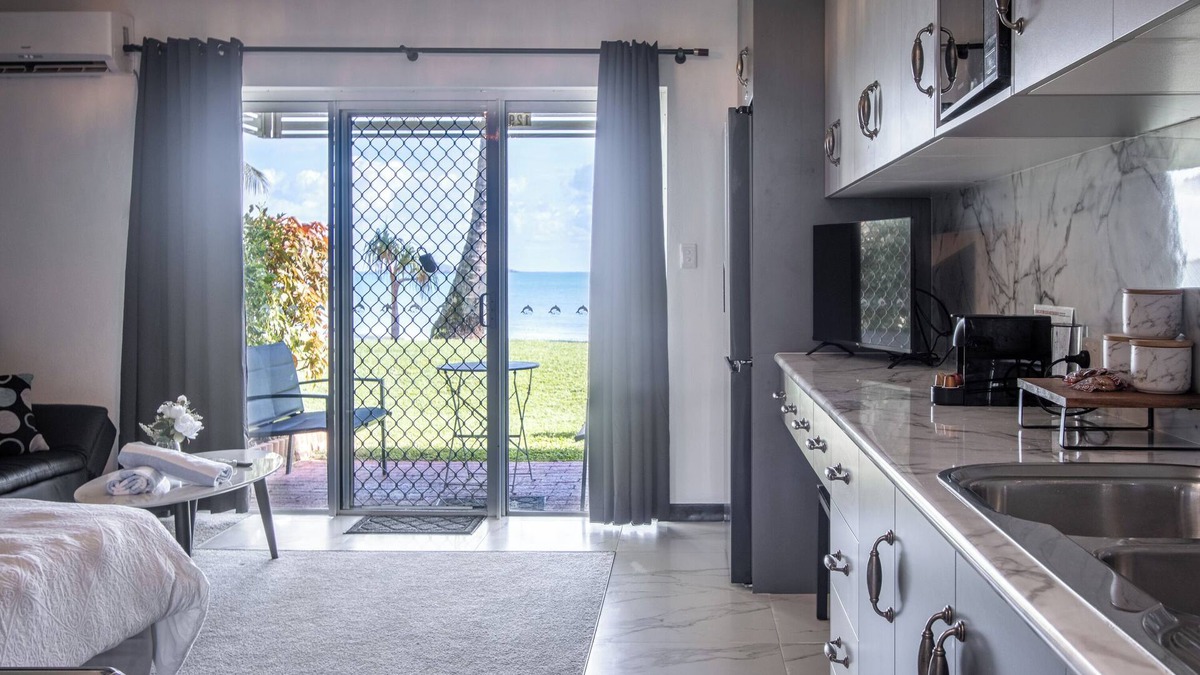 Mackay Regional Apartment | Turtle Beach