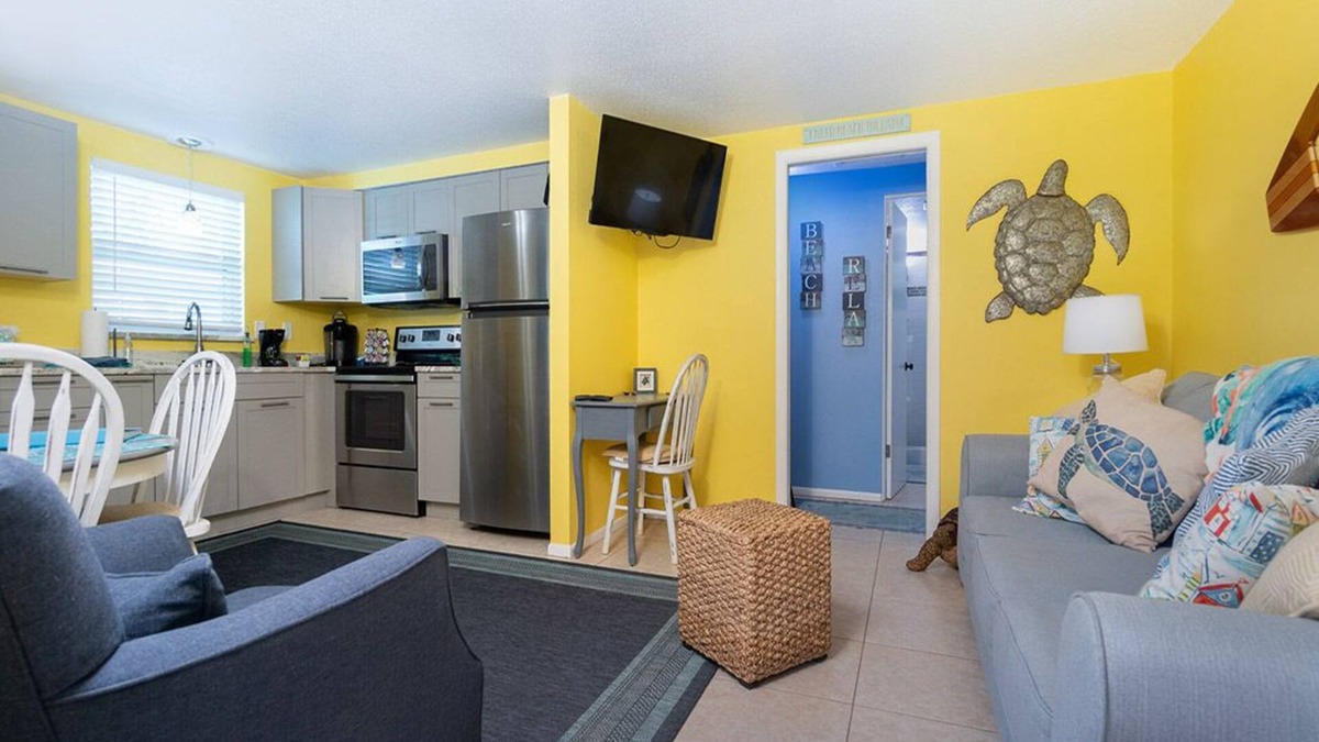 Englewood Villa | Turtle Cay at The Beach Shack! Come On Down!