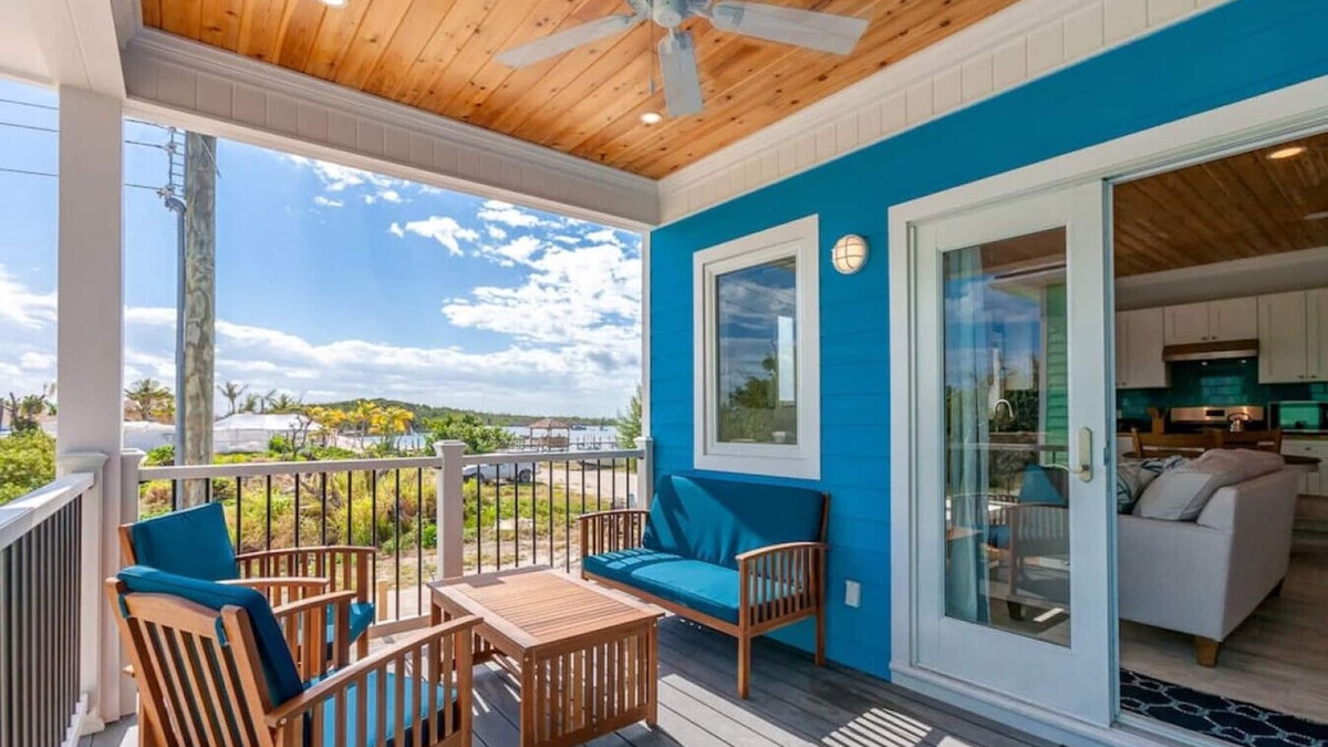 Great Guana Cay Cottage | Turtle Dreams - Guana Cay, In the Settlement