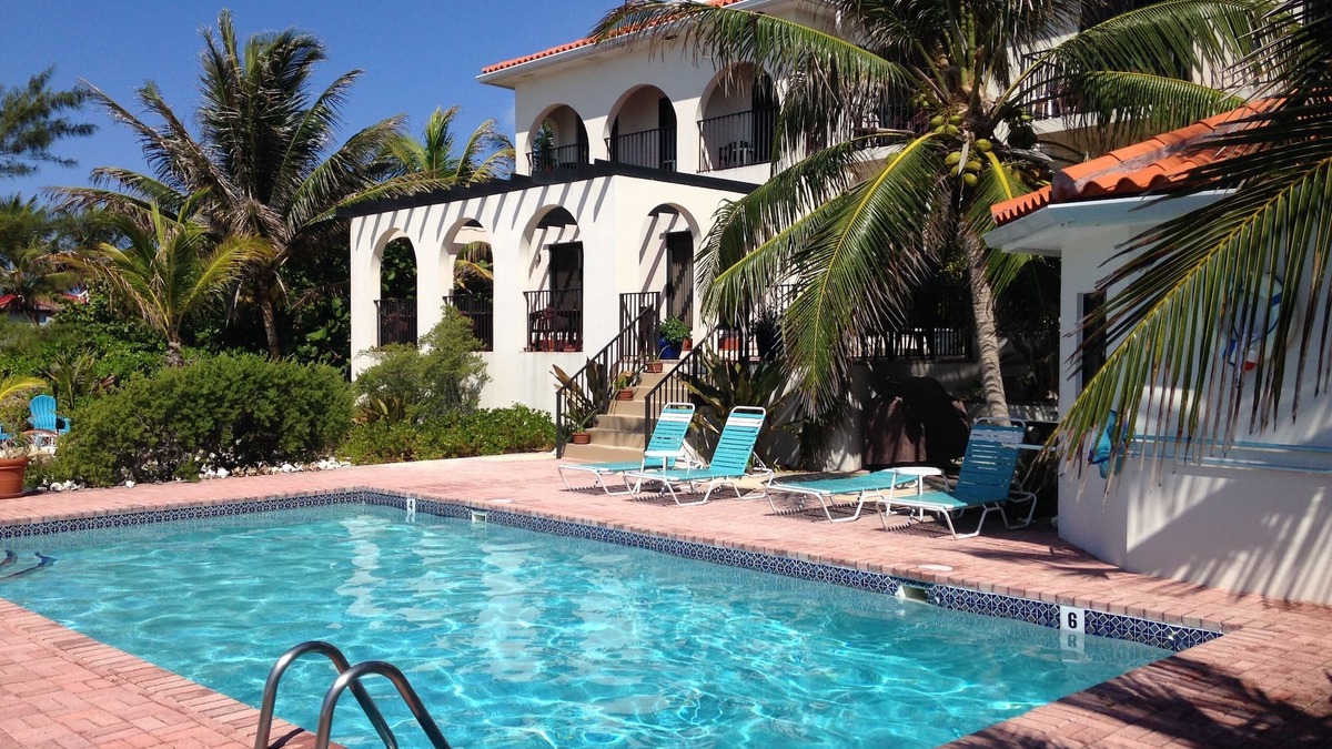 Bodden Town Apartment | Turtle Nest Inn, Prime Beachfront Apt, Rental Car Included 1399/week