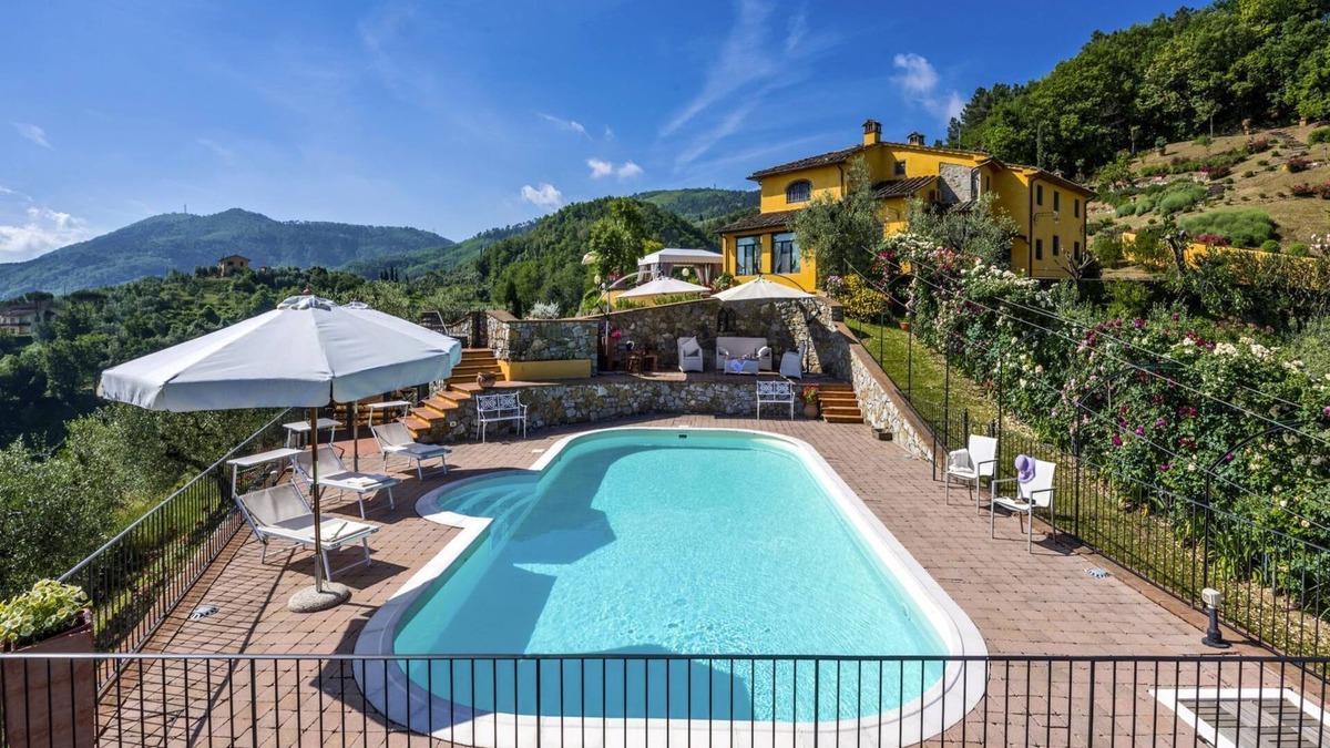 Casalguidi Villa | Tuscan villa near Florence and Lucca