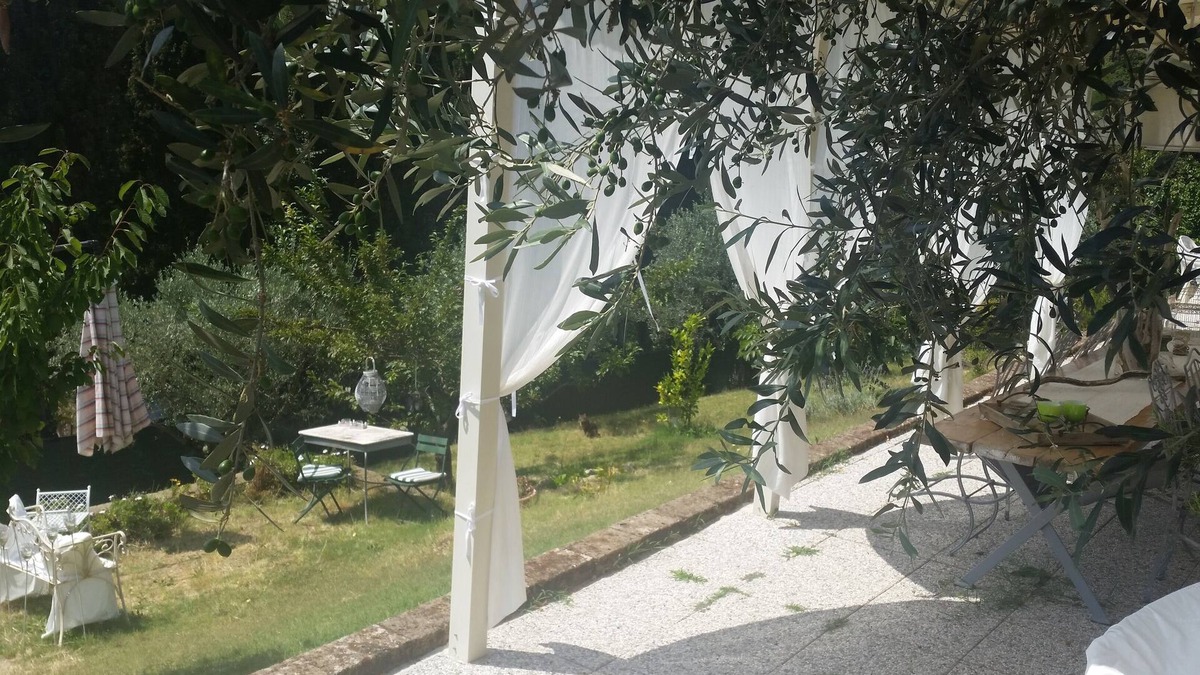Collesalvetti Bed & Breakfast | Tuscany Hills & Sea