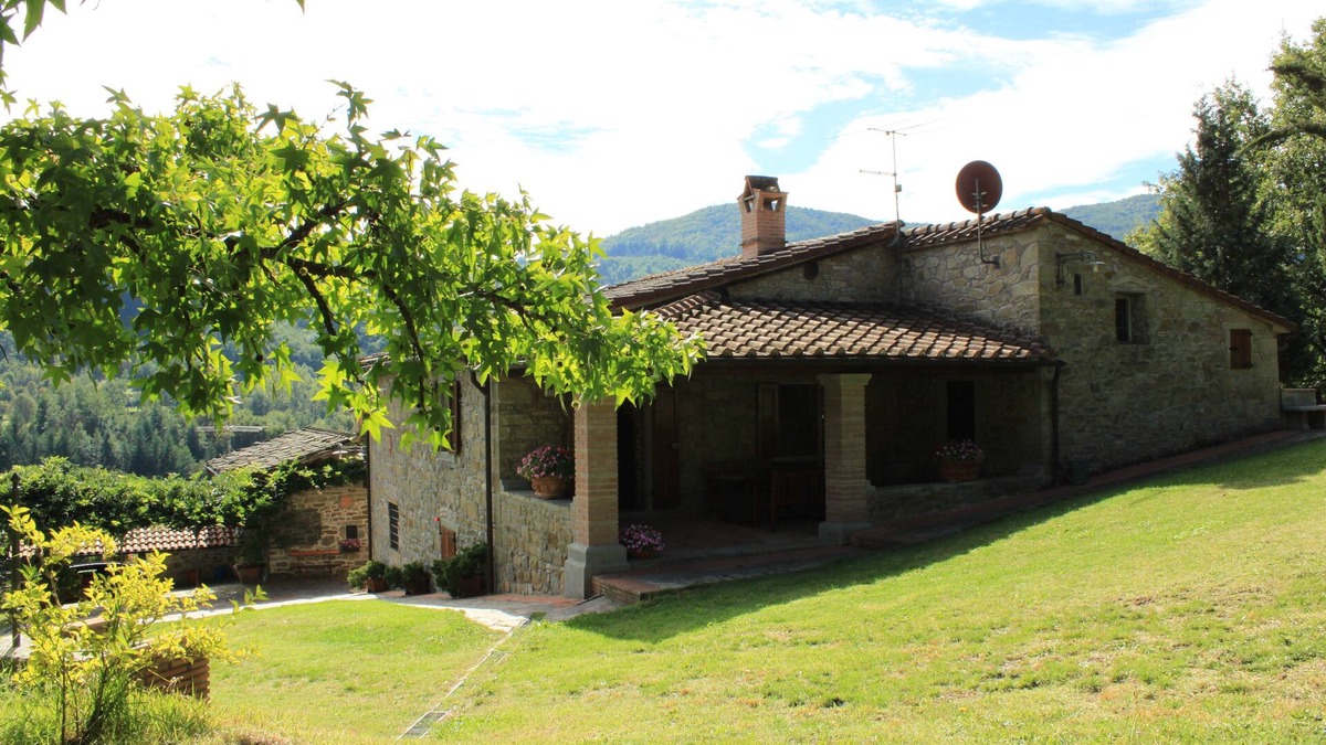 Starda House | TUSCANY HOUSE IN POPPI (CASENTINO) WITH SWIMMING POOL