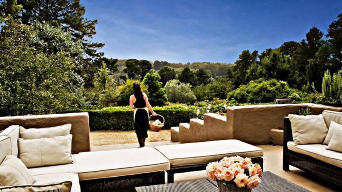 Merricks North House | Tussie Mussie Vineyard Retreat - Exclusive Use - 8 Bedrooms
