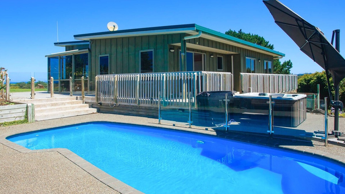 Tutukaka Cabin | Tutukaka Heads Lodge