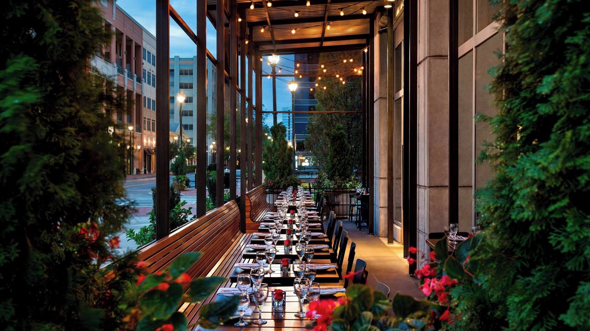 Atlantic Station Area Hotel | Twelve Midtown, Autograph Collection