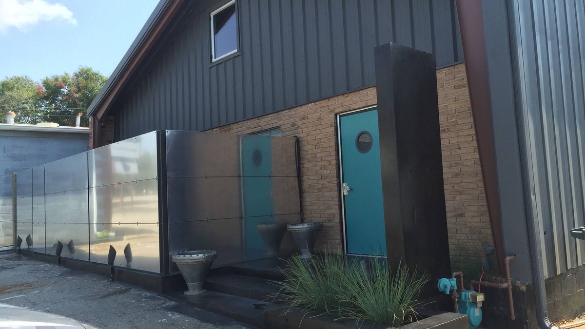 Rosewood House | Twice Featured on HGTV/Walking Distance to William Brice Stadium