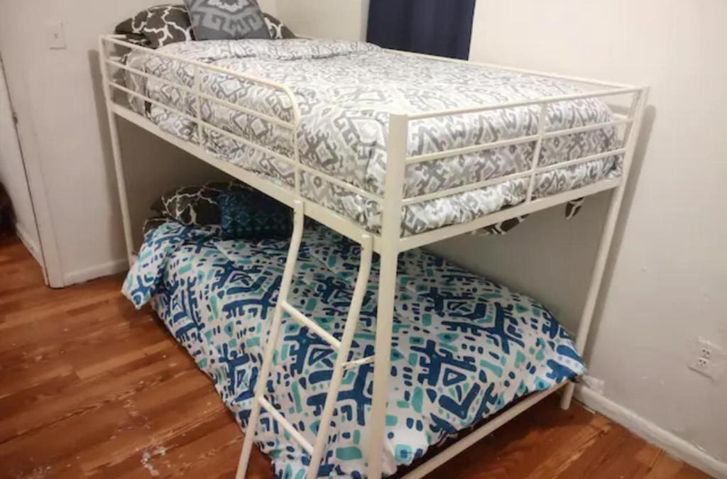 Midtown-Edmondson House | Twin Bunk-Style Bedroom close to downtown