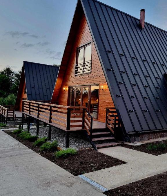 Partestii de Jos House | Twin Cabins/Cabanele Gemene