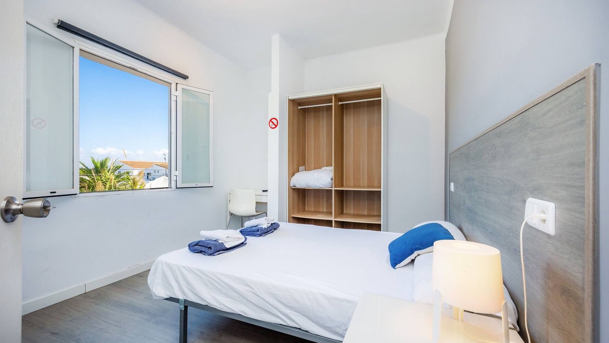 Can Pastilla Apartment | Twin/double room Nº8' with Shared Terrace, Wi-Fi and Air Conditioning