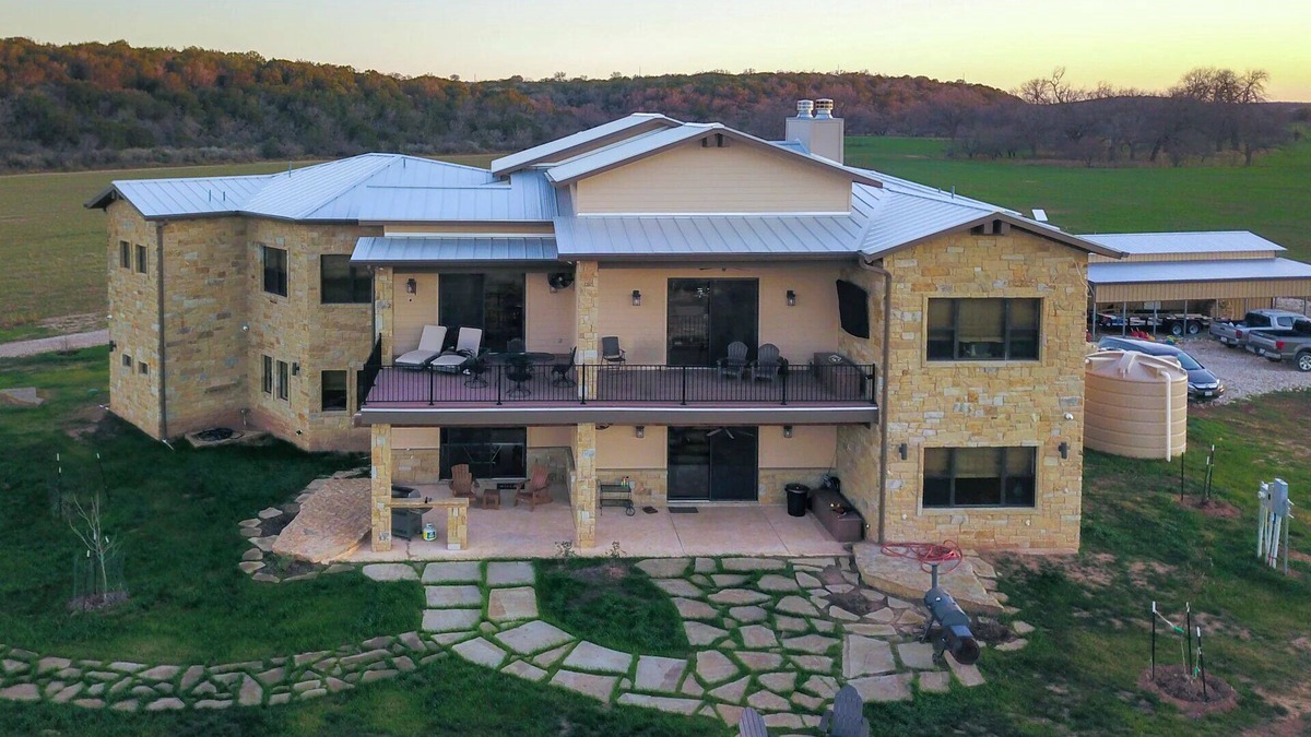 Goldthwaite House | Twin Hills River Ranch Elegant Goldthwaite Escape, sleeps 20+ May Special 550