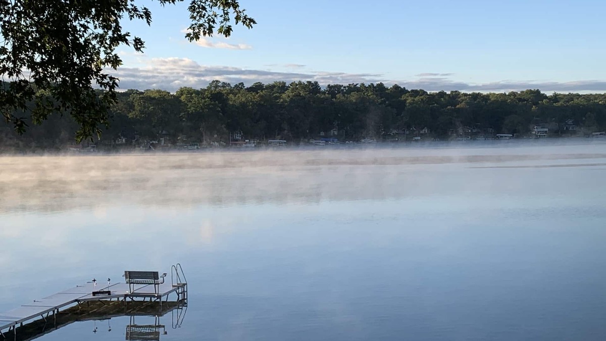 Twin Lakes House | ~Twin Lakes Lakefront with optional pontoon for Rent!~