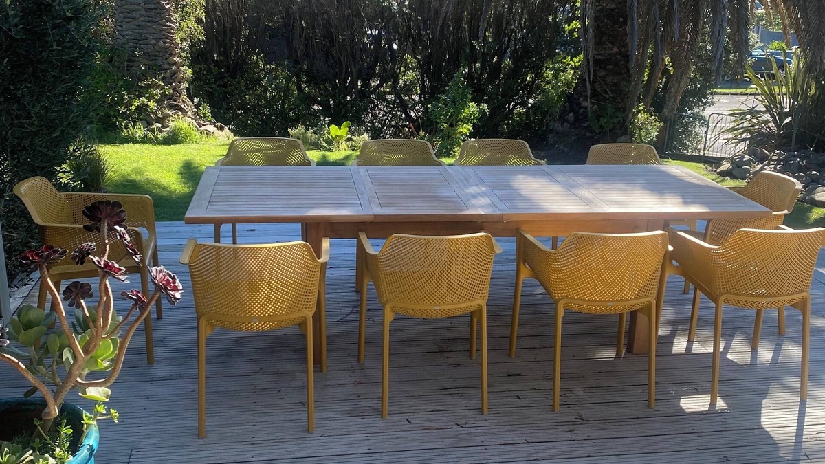 Waikanae House | Twin Palms - Free cleaning,wifi and breakfast, linen and goody basket
