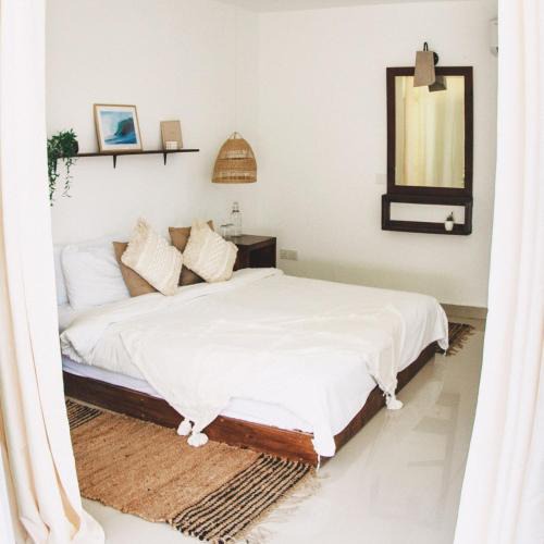 Thulusdhoo Island House | TWIN PALMS 'Surfhouse'