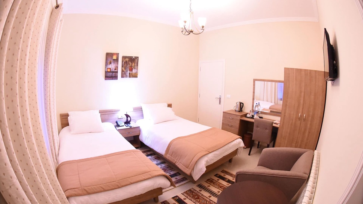 Miziara Apartment | Twin room with a Beautiful Mountain View (No balcony)