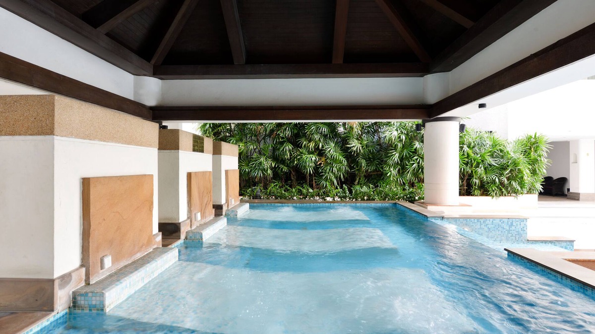 Rong Muang Hotel | Twin Towers Hotel