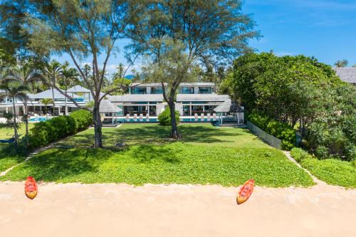 Khok Kloi Villa | Twin Villas Natai - 10 Bedroom Luxury Beach Front Villa