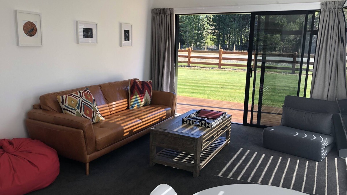 Twizel Cottage | Twizel - Arohanui Cottage - Free WiFi