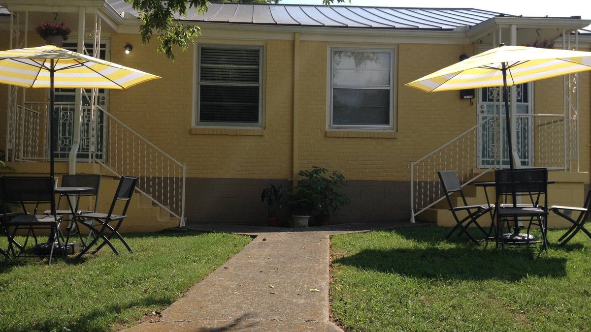 Lockeland Springs Apartment | Two 1bed/1bath apartments with 325 5* Reviews on another site