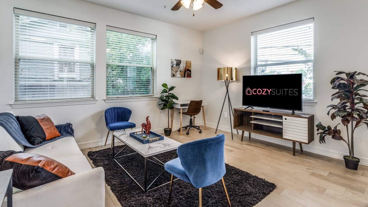 North University House | TWO 3BR CozySuites in Central Austin by UT