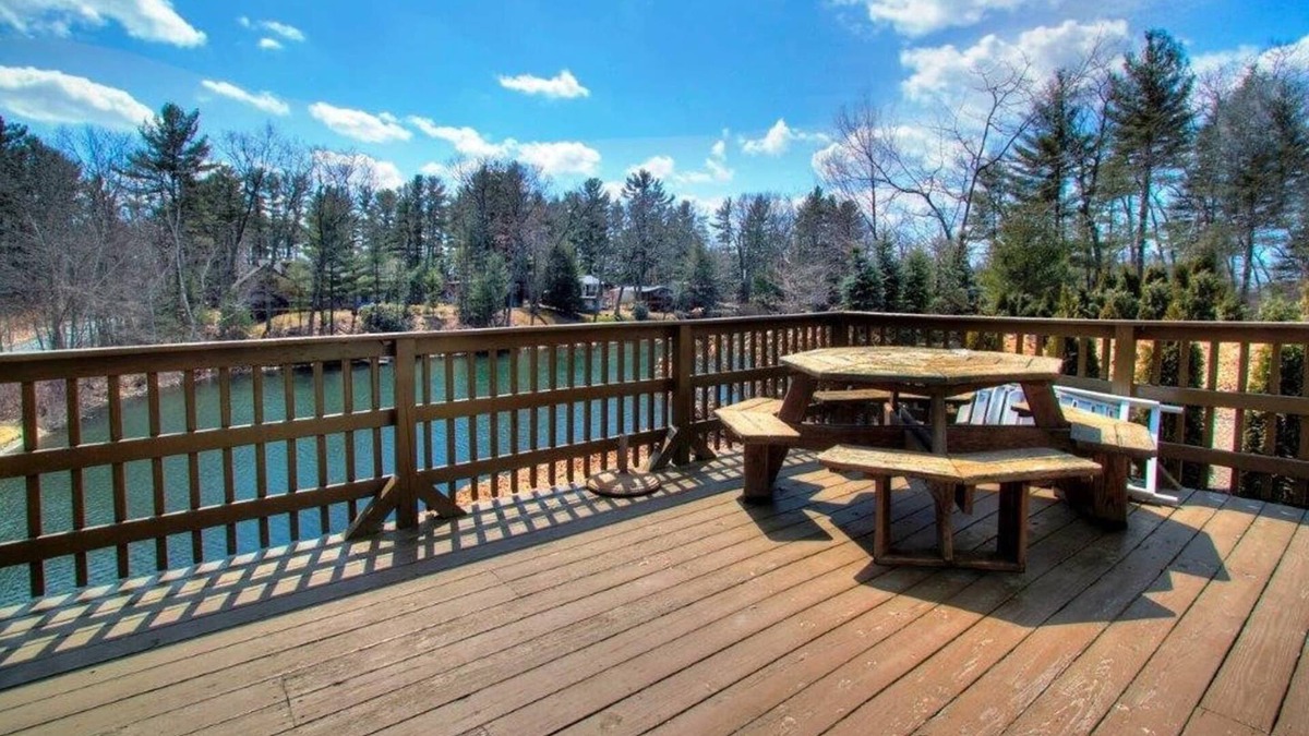 Copake House | TWO Beautiful Lakehouse