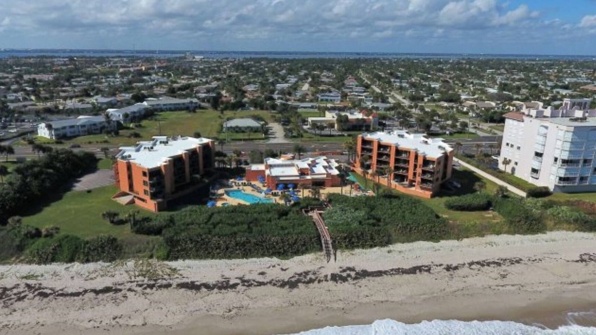 Indian Harbour Beach Resort | Two Bedroom, Ocean Front, Luxury Condo, Indian Harbour Beach, FL 3814593