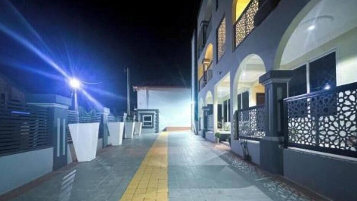 Sekondi-Takoradi Apartment | Two-Bedroom Apartment with Balcony #4