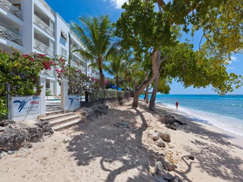 Old Trees Bay Apartment | Two-Bedroom Apartment by Bluescape