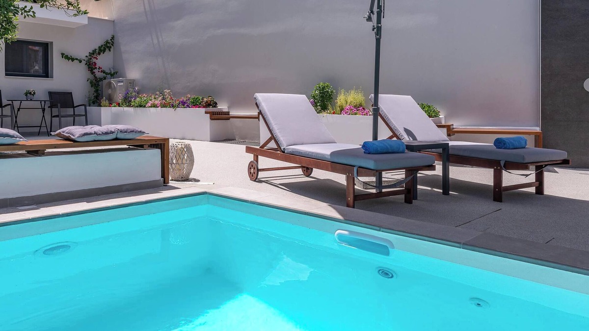 Nafplion City Centre Apartment | Two Bedroom Apartment with Garden View | FD Luxury Suites Nafplio