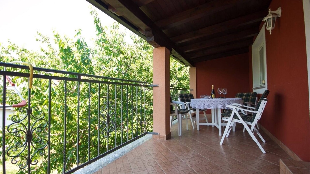 Fiorini Apartment | Two bedroom apartment with terrace Fiorini, Novigrad (A-6926-a)