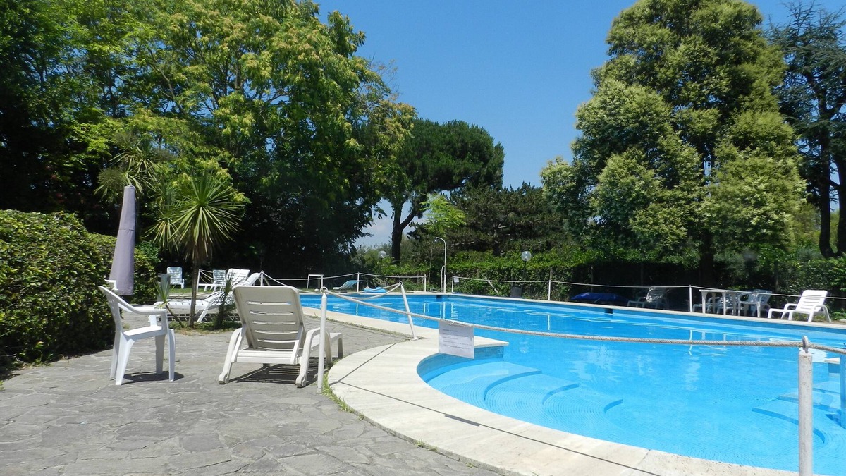 Suburbio IX Aurelio Apartment | Two bedroom apartment in Rome with swimming pool - San Pietro/Vaticano