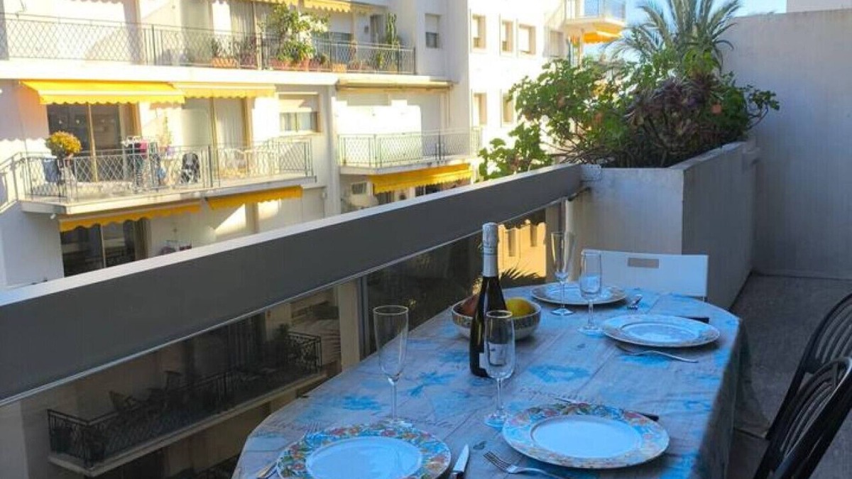 Alpes-Maritimes Apartment | Two Bedroom Apartment with Balcony and Parking, Near the Sea