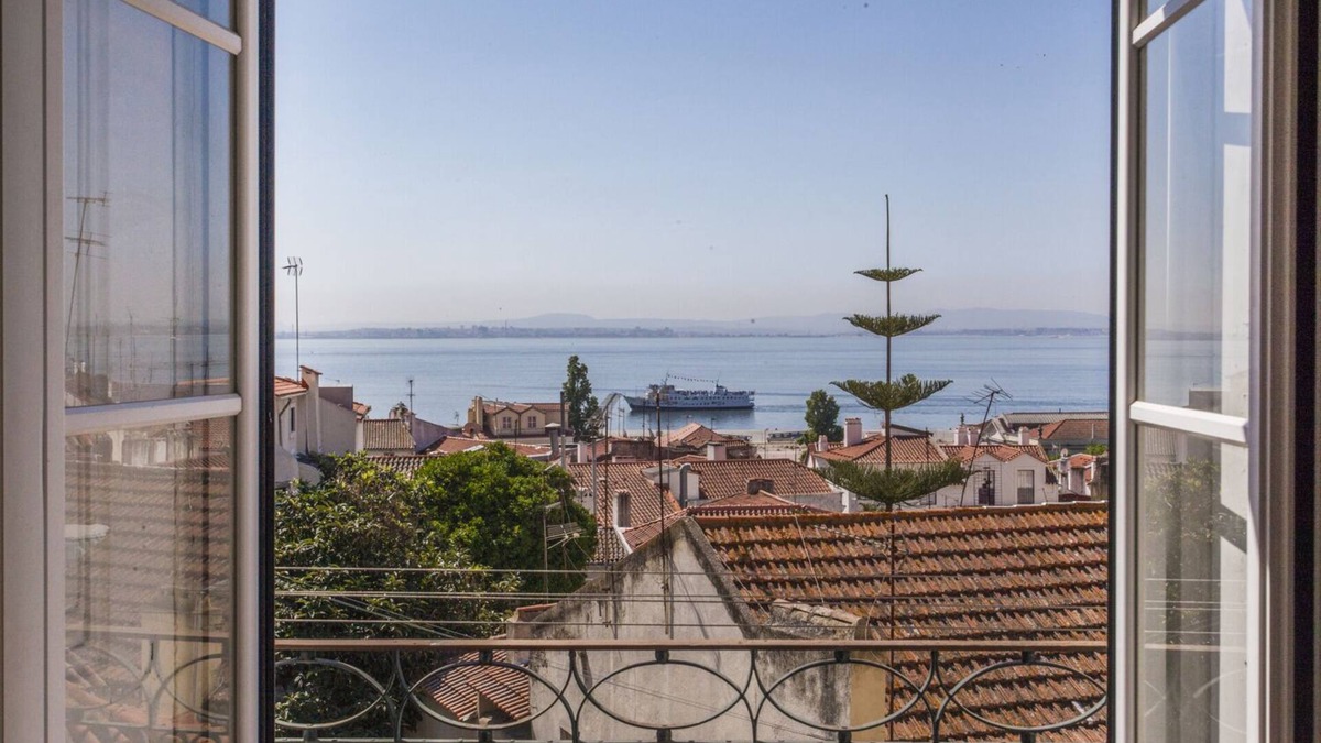 Santo Estevao Apartment | Two-bedroom apartment with amazing views in the heart of historical Lisbon