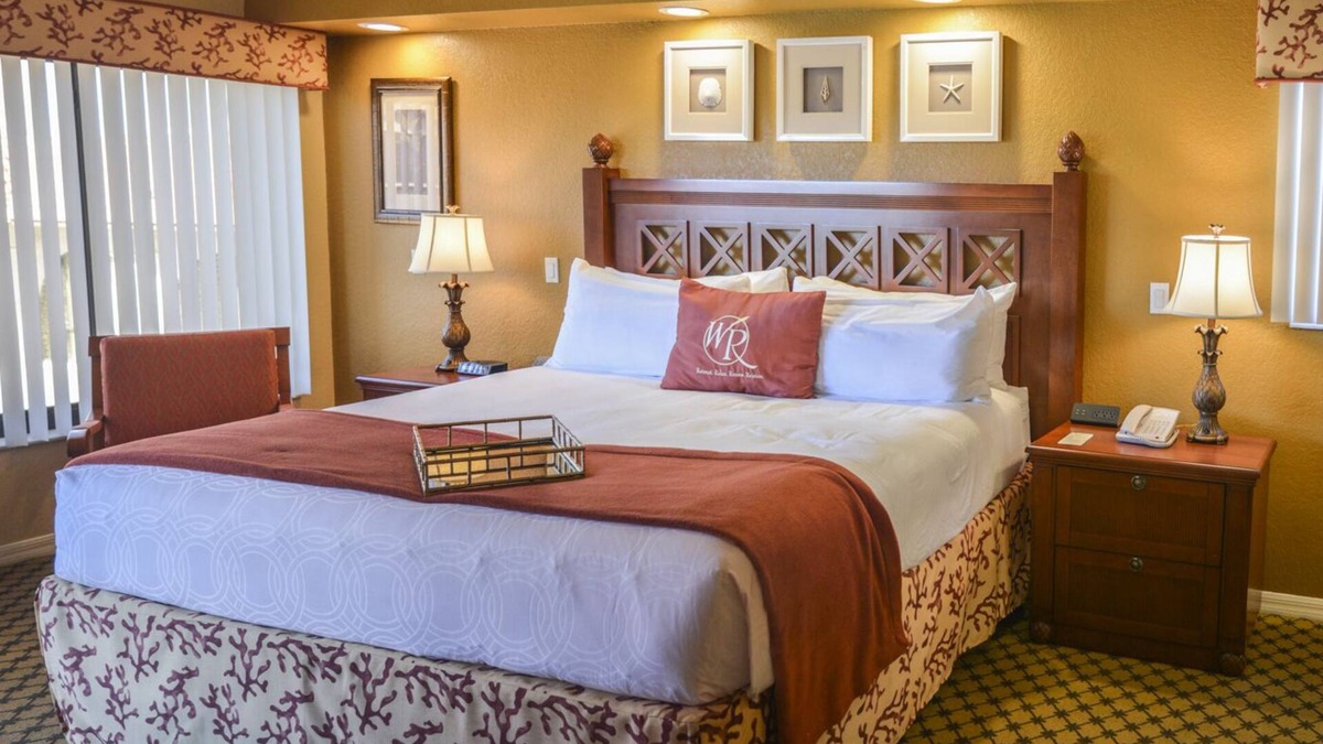 Florida Central Atlantic Coast Condo | Two Bedroom at Lakes Resort & Spa near Theme Parks