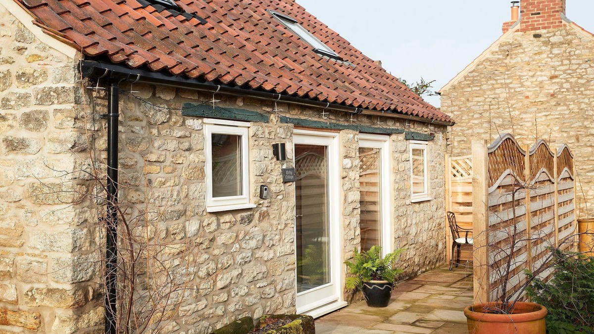 Harome Apartment | Two bedroom cottage situated in a quiet location