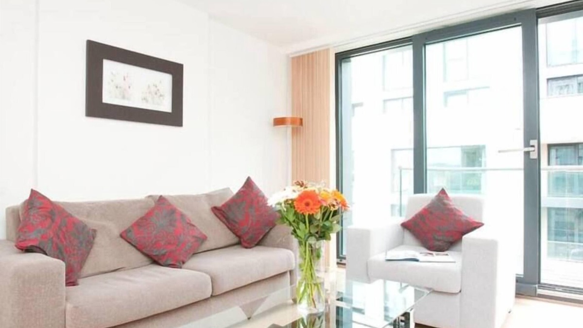 Bristol Floating Harbour Apartment | Two Bedroom Deluxe
