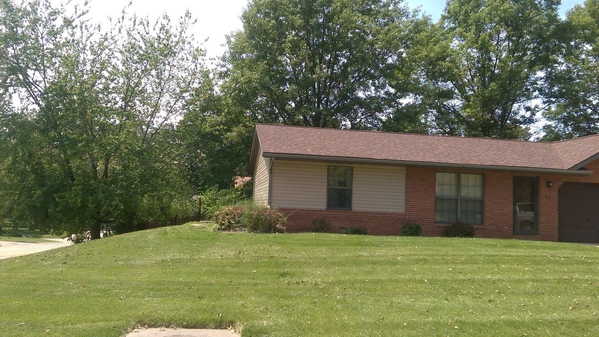 Shiloh House | Two bedroom duplex in Shiloh, IL