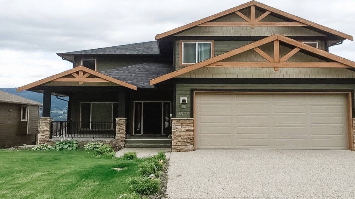 Central Okanagan House | Two bedroom family friendly suite minutes from 3 beaches and multiple wineries!
