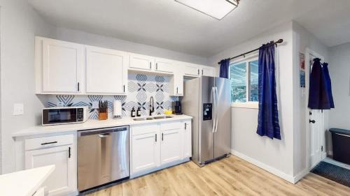 Jewell Heights - Hoffman Heights House | Two bedroom family home near Anschutz Medical