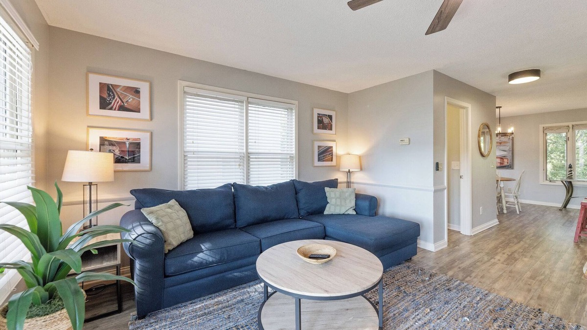 Grand Rivers Condo | Two Bedroom Harbor View Condo