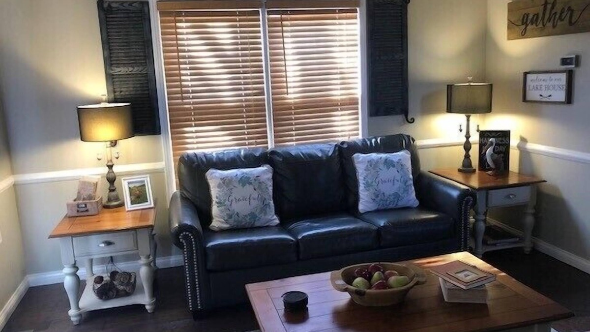 Grand Rivers Condo | Two Bedroom Harbor View Condo
