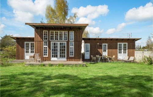 Faxe House | Two-Bedroom Holiday Home In Faxe