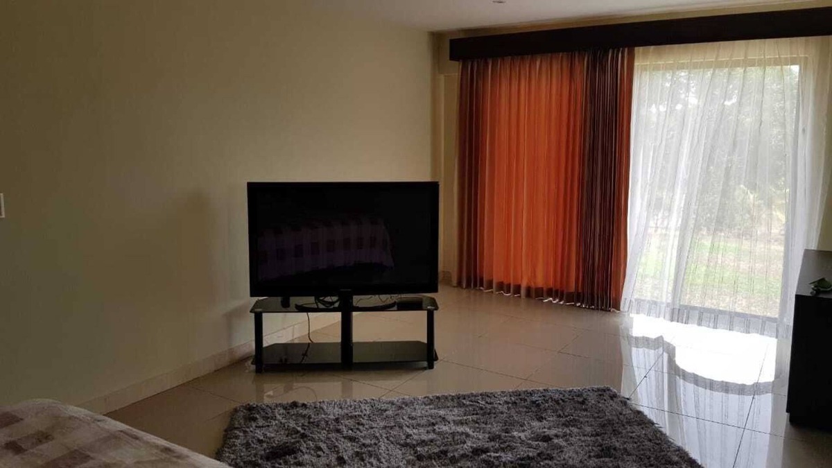 La Garita House | Two-bedroom House in two acres of land and exotic gardens