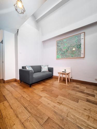 Mildmay Apartment | Two Bedroom in Islington