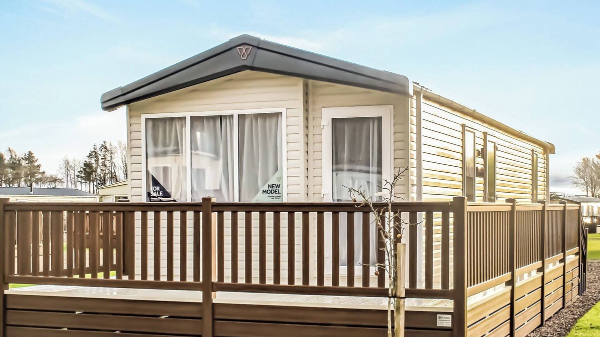 Blairgowrie House | Two bedroom, spacious caravan.