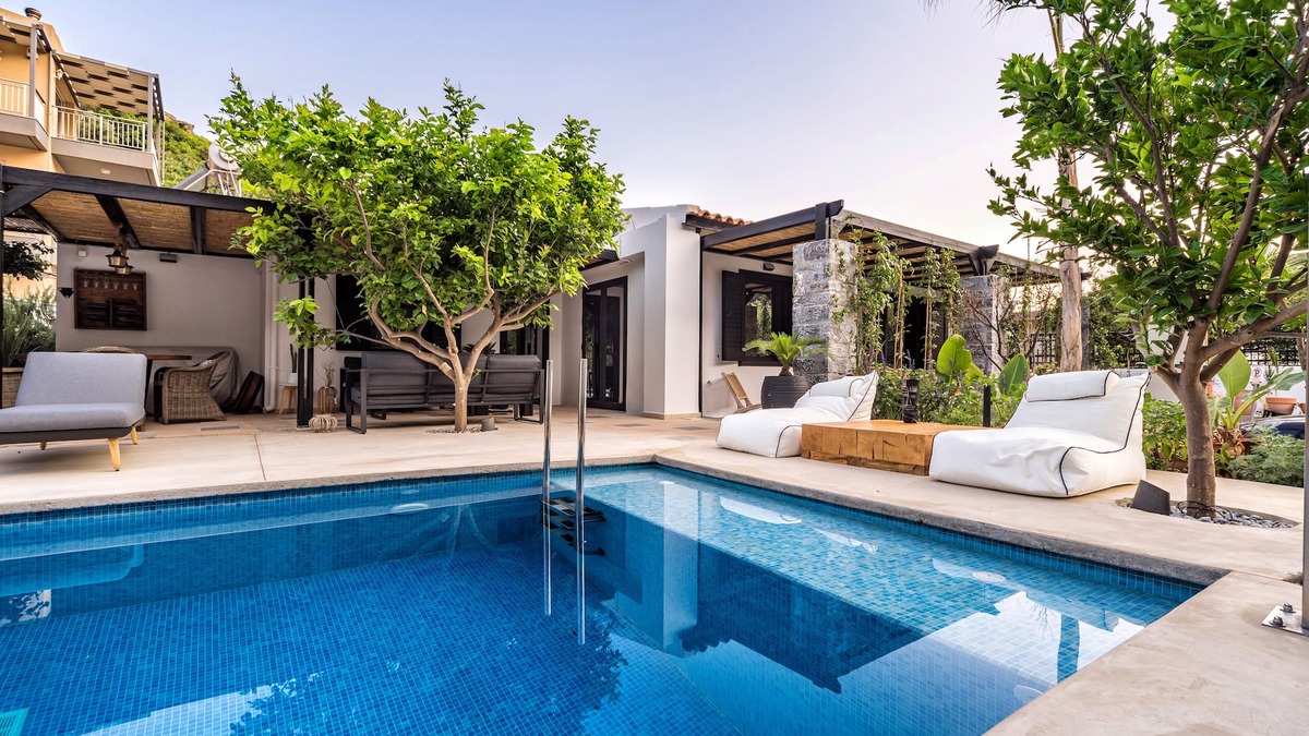 Lygaria Villa | Two Bedroom Villa with Private pool just 100m from the Beach