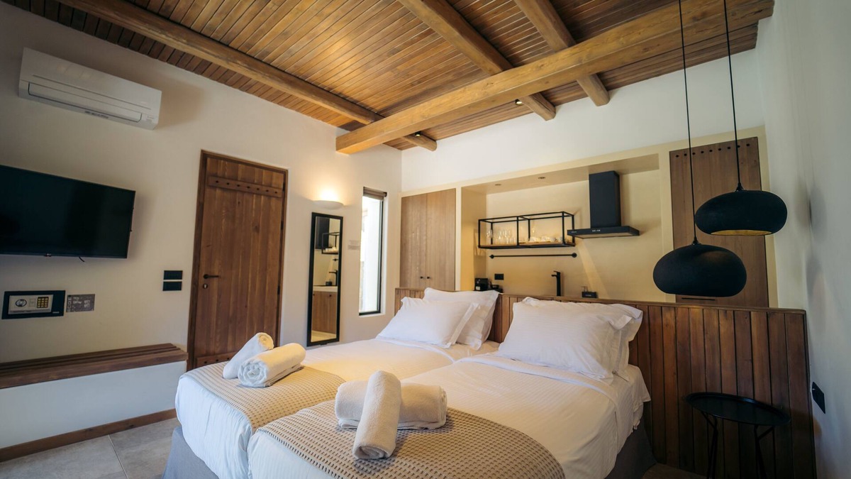 Ios Villa | Two Bedroom Villas Private Pool Garden View
